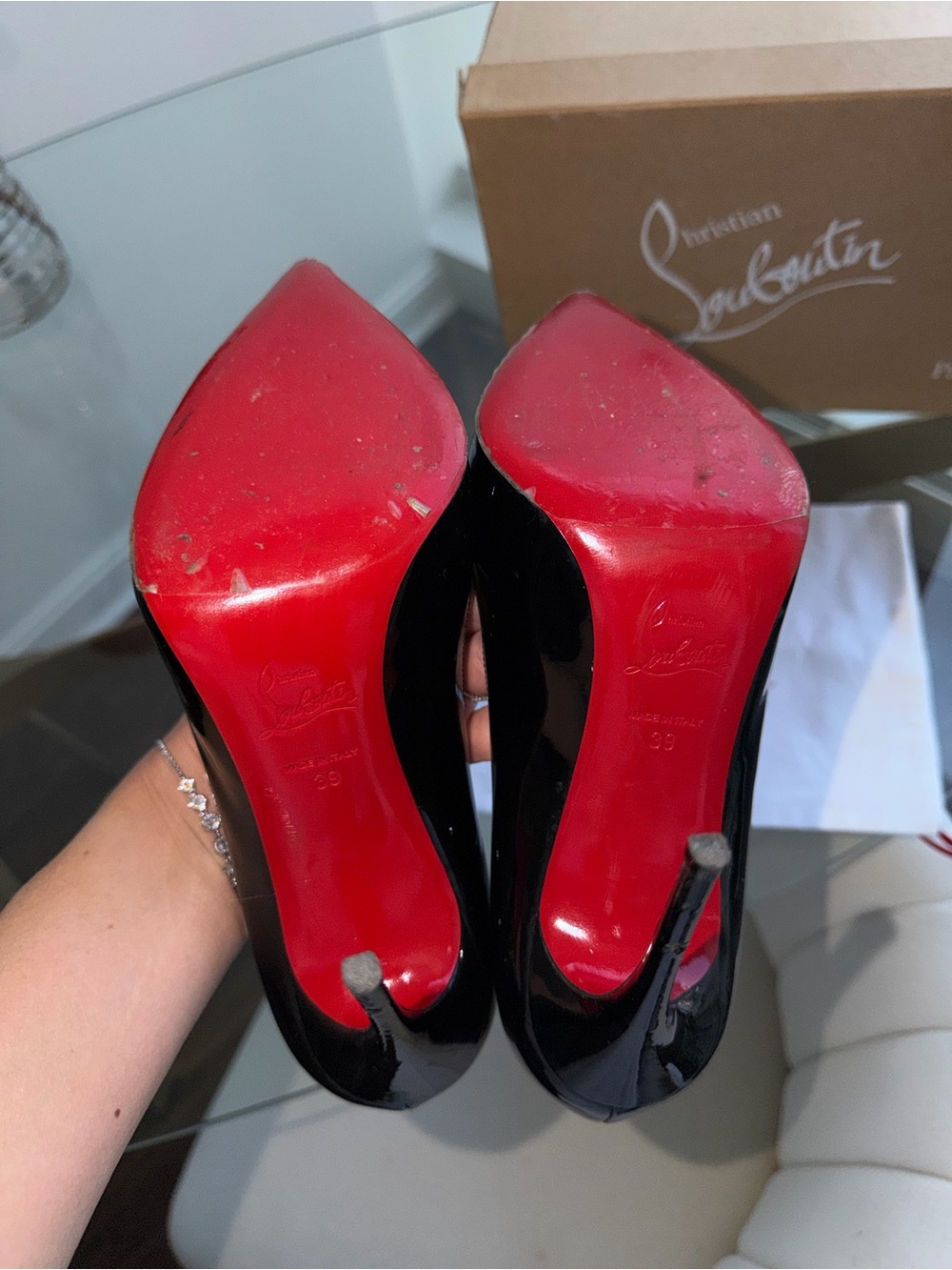 Christian Louboutin Patent Pigalle 100
Pumps 39 EU and 8 US Black - Picture 5 of 7